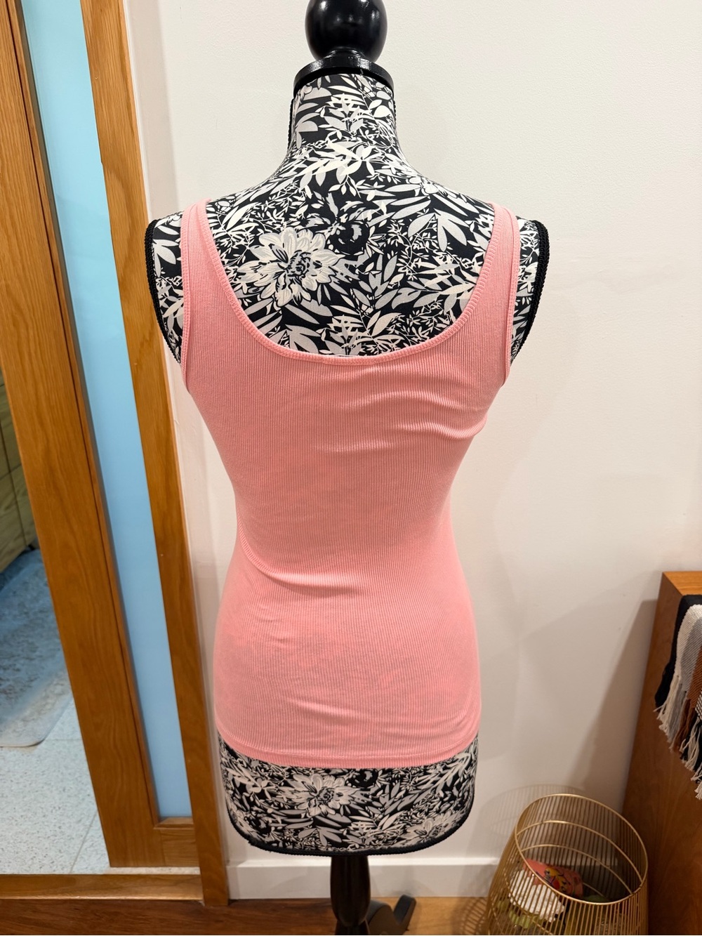 James Perse Ribbed Scoop Neck Tank - Picture 4 of 5